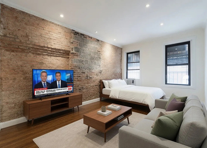 244 East 78th Street - Photo 1