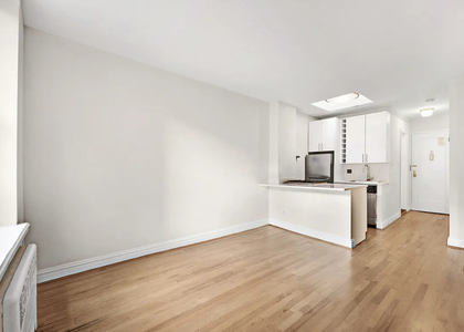 East 27th Street and Lexington - Photo 1