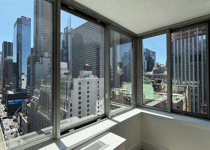 West 47th Street - Photo 1