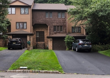 89 Continental Rd - Photo 1