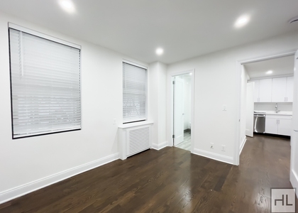 Fifth Avenue - Photo 1