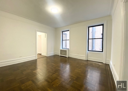 West 104 Street - Photo 1