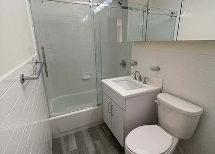 West 22 Street - Photo 1