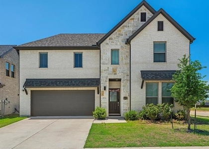 4922 Pebblewood Drive - Photo 1