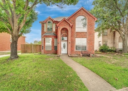 1410 Post Oak Drive - Photo 1