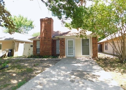 1913 Mack Place - Photo 1