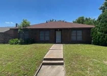 4413 Ocean Reef - Photo 1