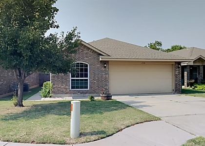 1213 Norway Avenue - Photo 1