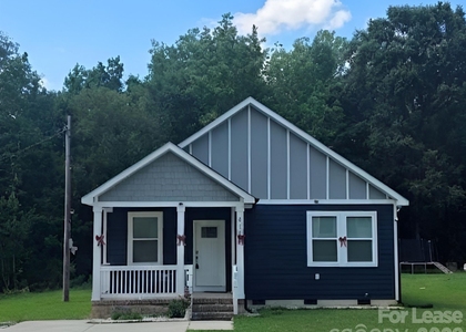 424 Queens Road - Photo 1