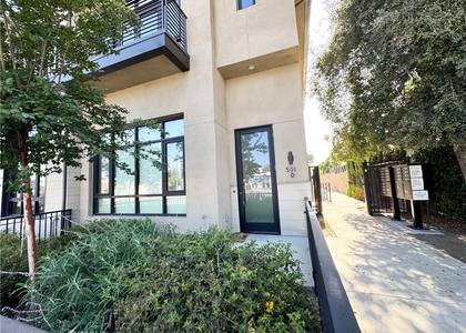 501 N Santa Anita - Photo 1