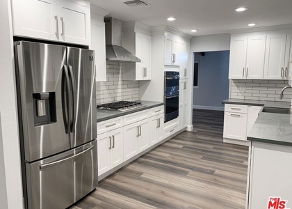 22700 Flamingo Street - Photo 1