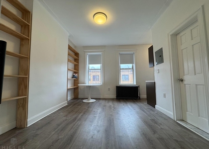 56-56 Myrtle Avenue - Photo 1