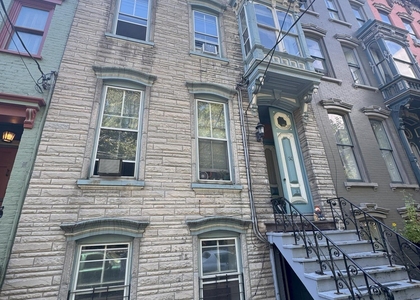 324 Hudson Avenue - Photo 1