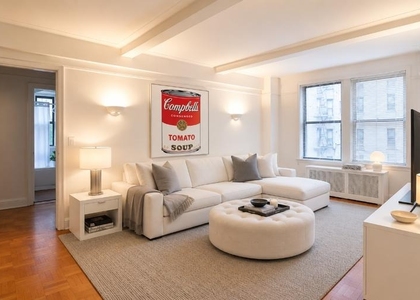 900 W End Avenue - Photo 1