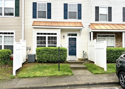 2210 Raven - Photo 1