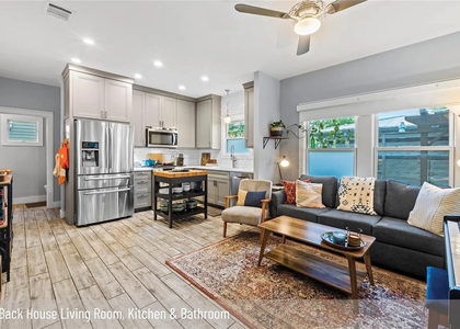 5508 Avenue G - Photo 1