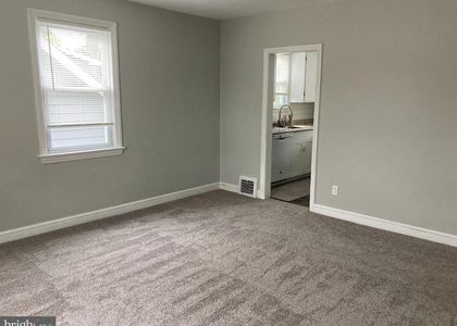 254 Wyoming Avenue - Photo 1