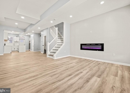 3331 Spaulding Avenue - Photo 1