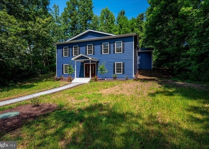 1400 Lower View Court - Photo 1