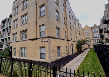 4843 N Ashland Avenue - Photo 1