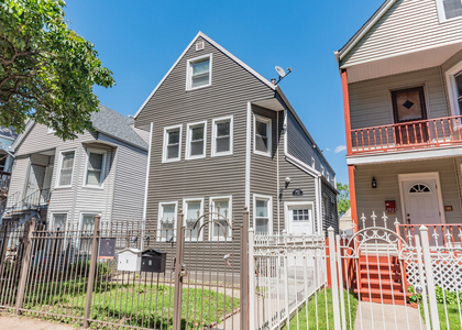 2923 N Avers Avenue - Photo 1