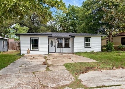317 San Jacinto Street - Photo 1