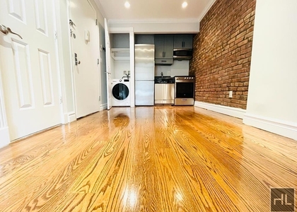 East 5 Street - Photo 1