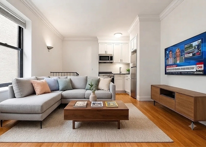 326 East 58th Street - Photo 1