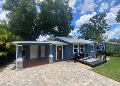 1707 W Comanche Avenue - Photo 1