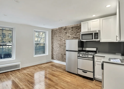 98 Christopher Street - Photo 1