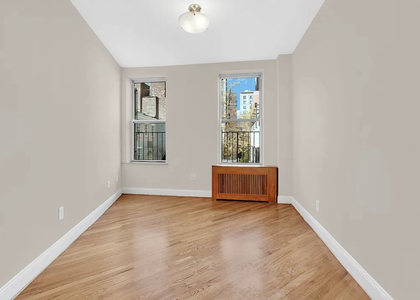 876 Lexington Avenue - Photo 1