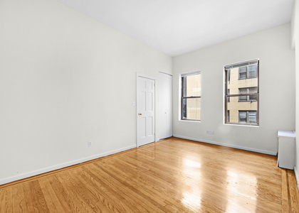  East 31st Street - Photo 1