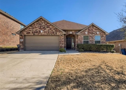 1270 Lasso Drive - Photo 1