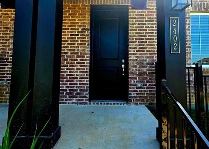 2402 Glacier Way - Photo 1