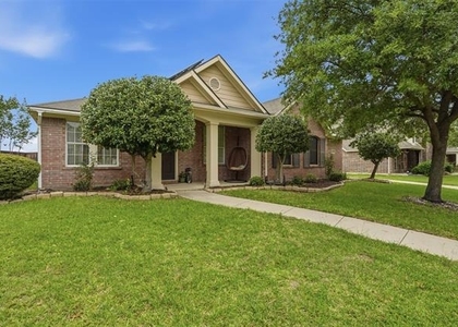 5605 Southern Hills Drive - Photo 1