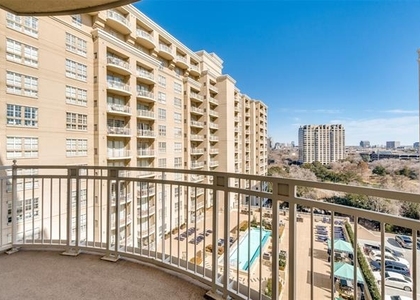 3225 Turtle Creek Boulevard - Photo 1