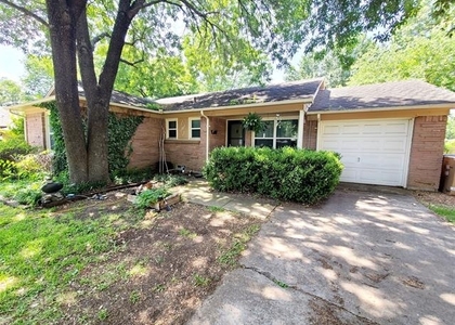 3226 San Medina Avenue - Photo 1