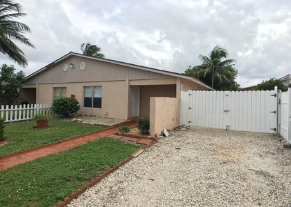 5852 Albert Road - Photo 1