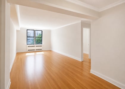151 West 16th Street - Photo 1
