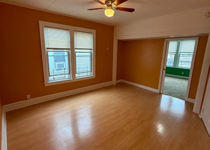 Luxurious 76th Street, Woodhav - Photo 1