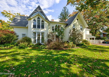 21 Park Place - Photo 1