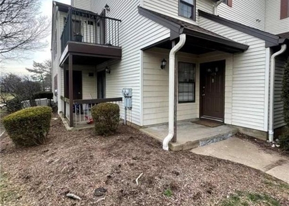 103 Woodbridge Common - Photo 1