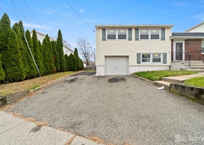 762 762 Valley St Street - Photo 1