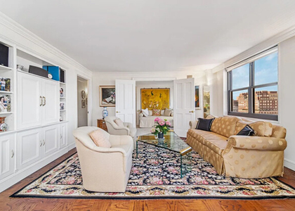 200 E 90th Street - Photo 1