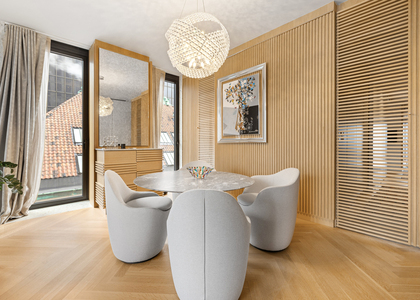 16 W 40th Street - Photo 1