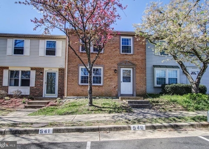 6324 Lightburn Court - Photo 1
