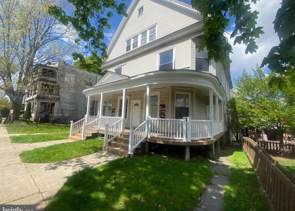 621 621 Madison Avenue - Photo 1