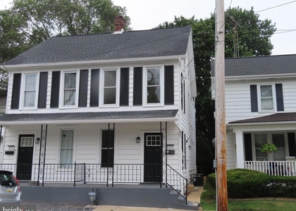 828 Broad Street - Photo 1
