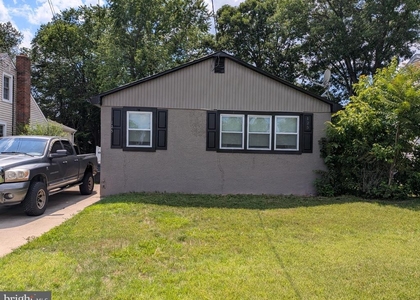 125 Orchard Avenue - Photo 1