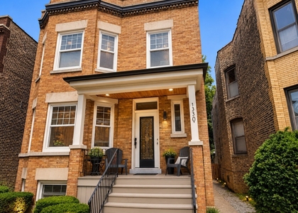 1330 W Roscoe Street - Photo 1
